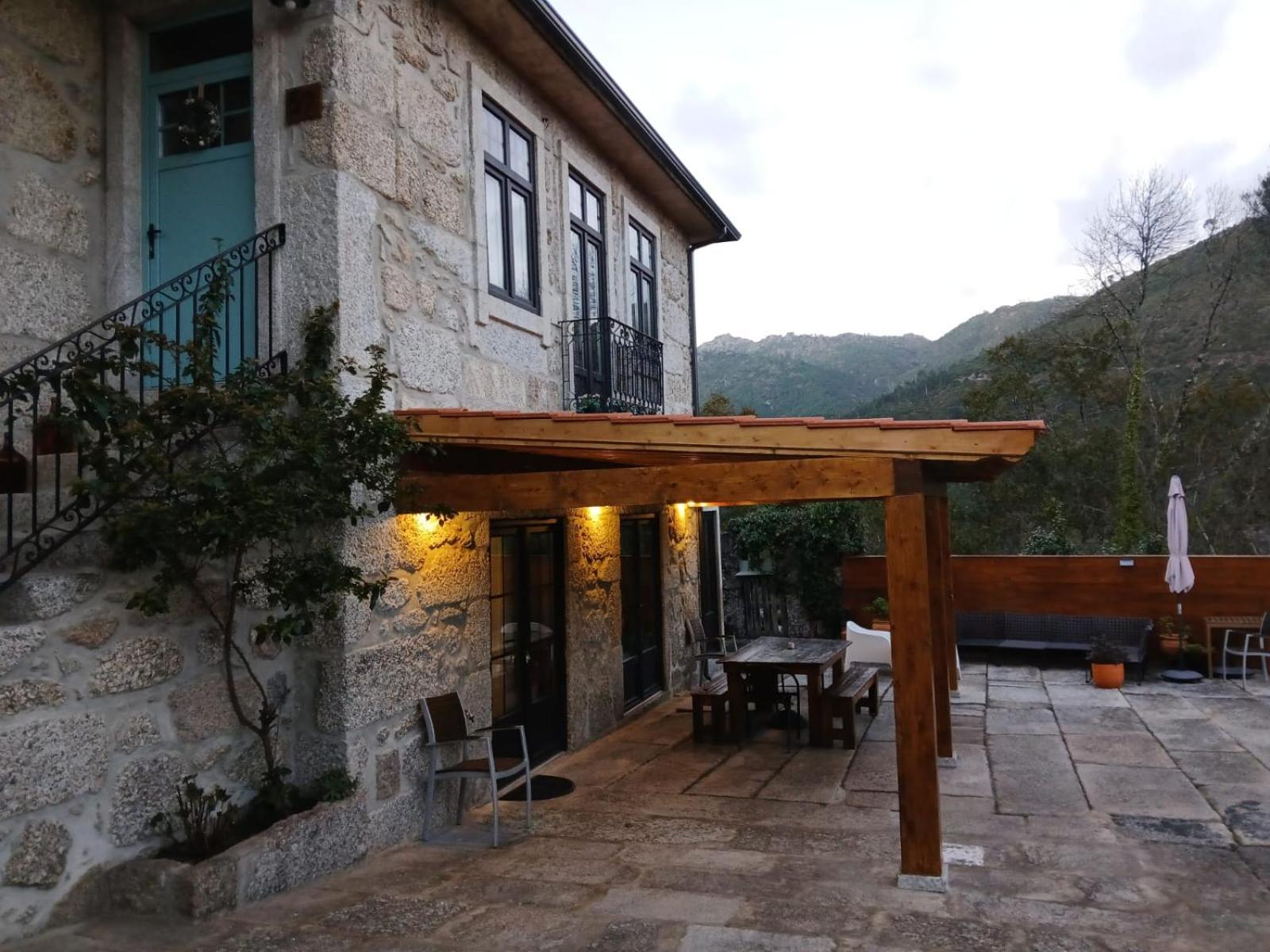 Villa Dos Santos - Geres Country House Esterno foto