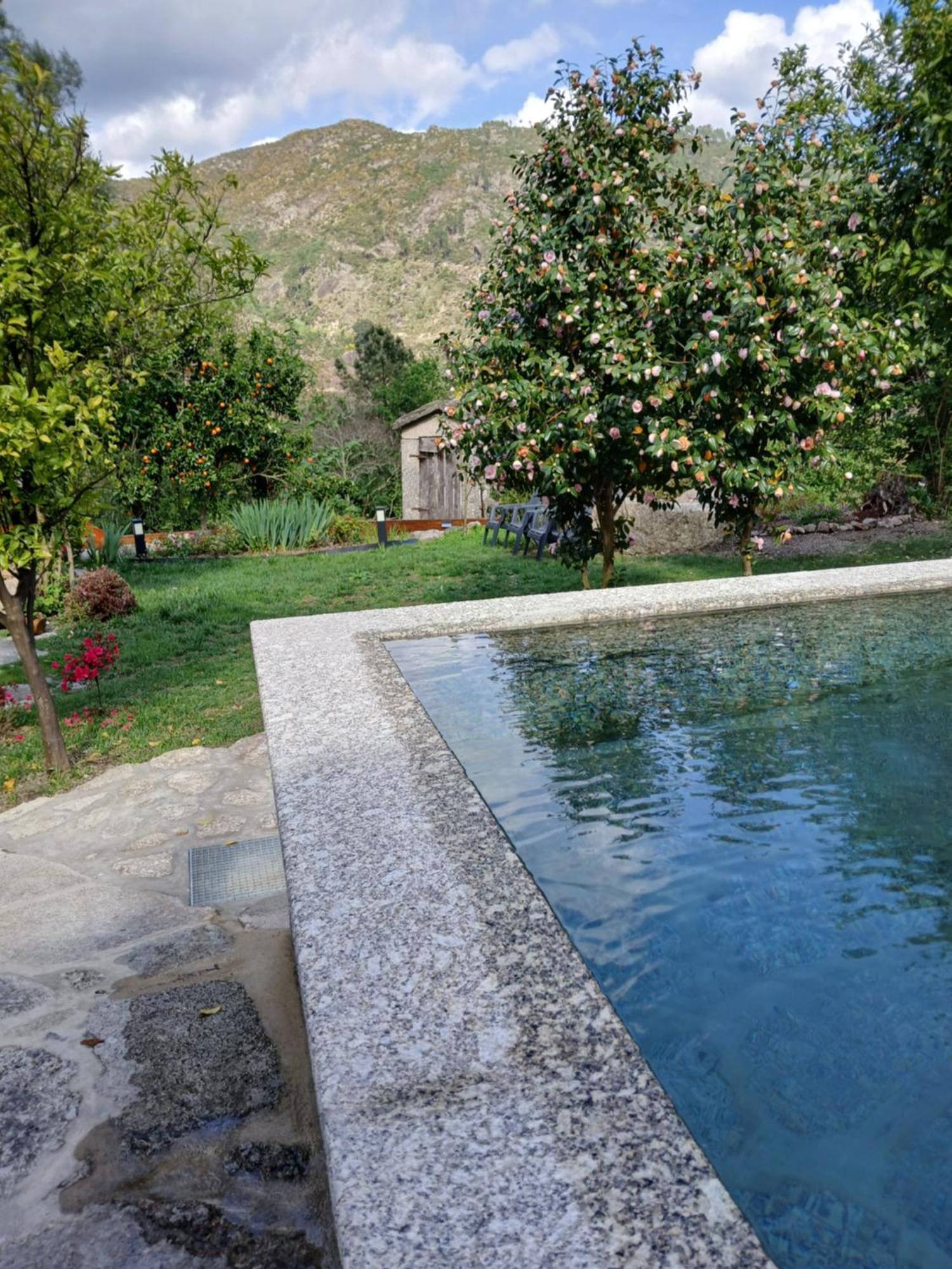 Villa Dos Santos - Geres Country House Esterno foto